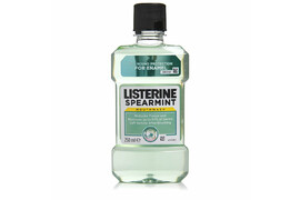 Apa de gura Listerine Spearmint, 250 ml, Johnson&Johnson